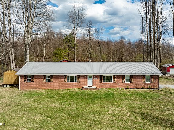 2nd image of 26375 Biscay Dr