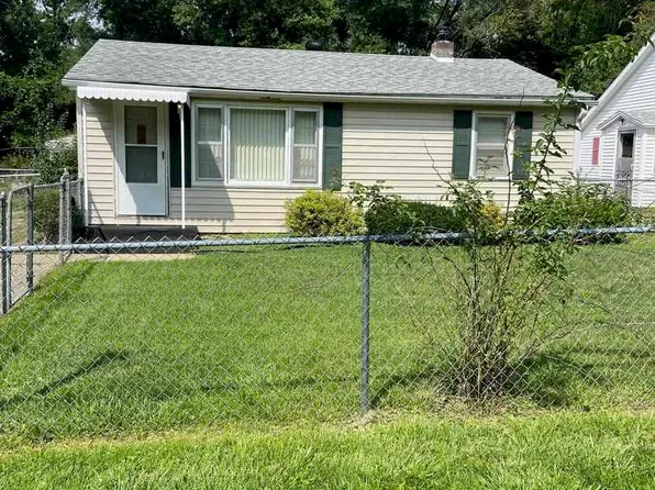 3208 Elinore Ave, Rockford, IL 61101