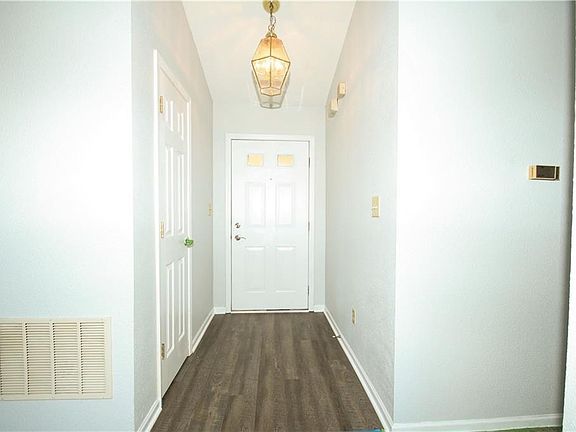 4th image of 7552 Scatter Woods Ln