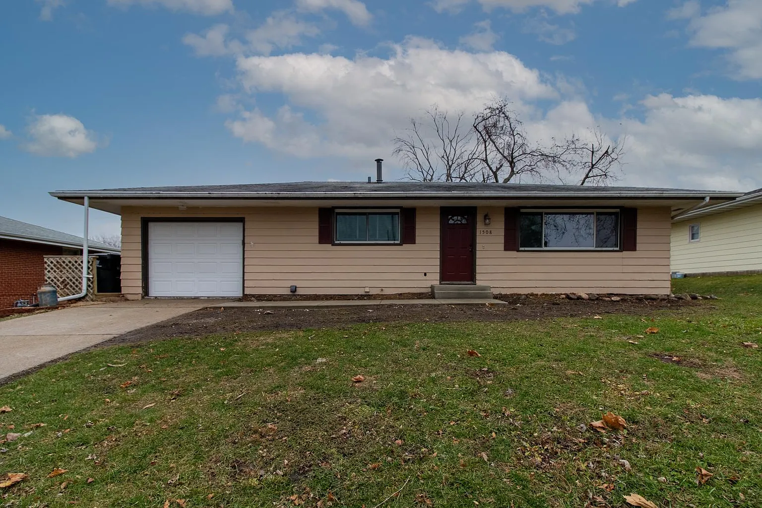 1508 Julie Dr photo 1