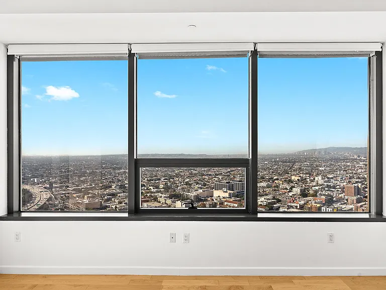 1100 Wilshire Blvd #3309 — Photo 9