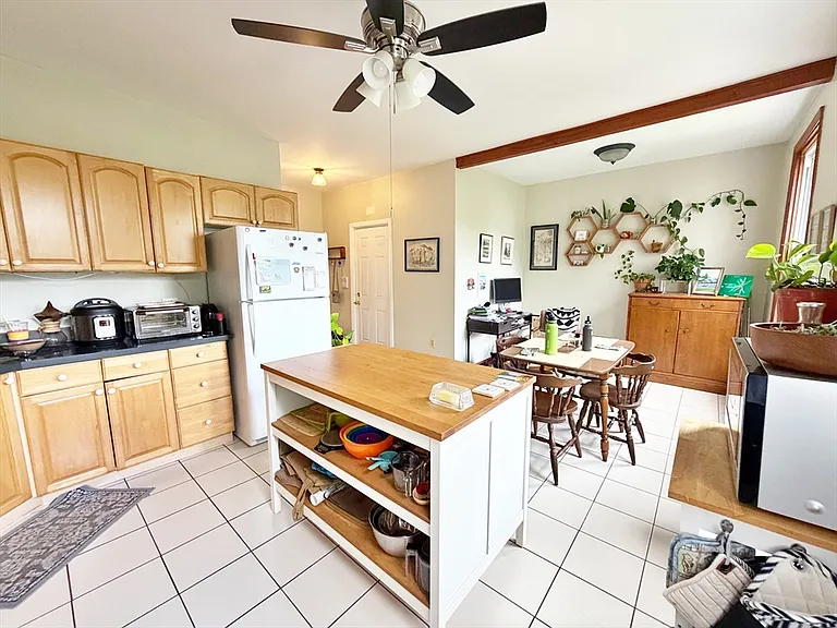 84 Webster St #2 — Photo 5