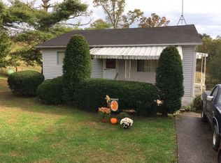 5991 Union Ridge Rd, Glenwood, WV 25520