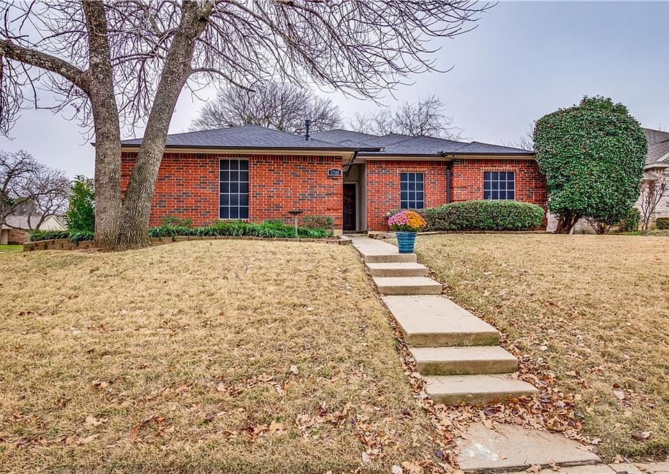 1st image of 2715 Zachary Dr