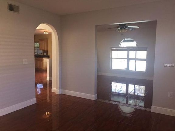 5th image of 14501 Lake Price Dr #00