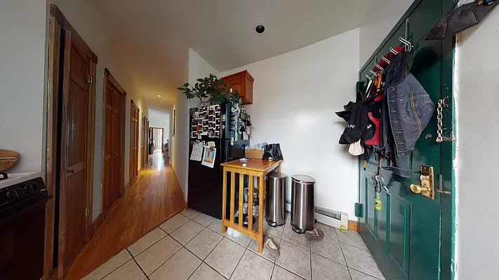 Rented by Bond New York | media 18