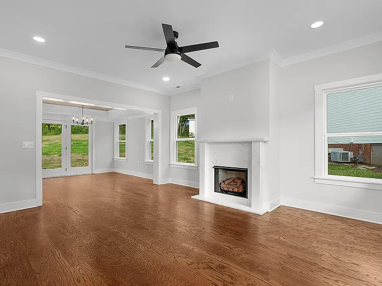 3619 Gentry Station Dr — Photo 4
