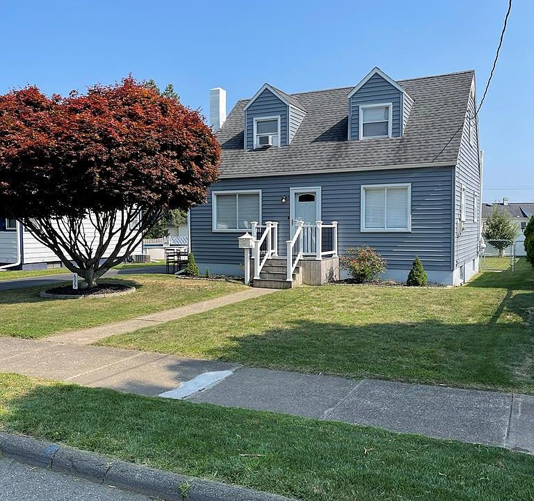1st image of 609 Copley St
