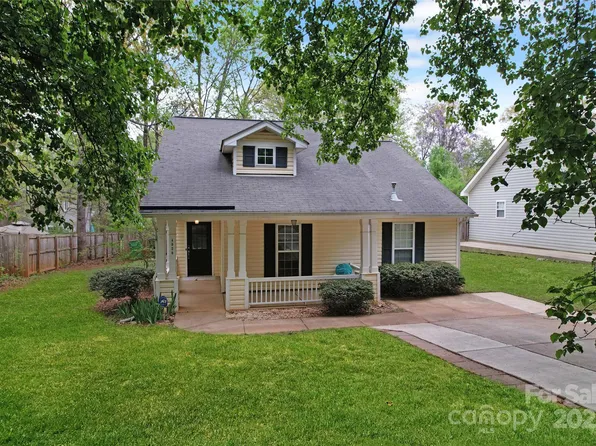 4020 Brandie Glen Rd, Charlotte, NC 28269