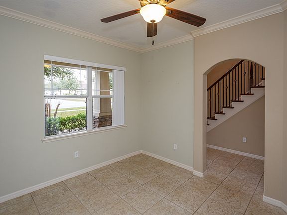 3rd image of 1727 Southern Oak Loop