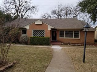 3960 W Spurgeon St, Fort Worth, TX 76133
