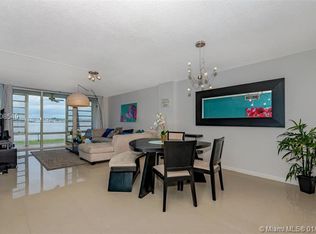 1175 Miami Gardens Dr #102, Miami, FL 33179