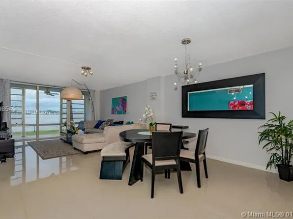 1175 Miami Gardens Dr #102, Miami, FL 33179