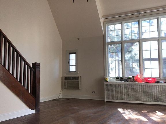 3rd image of 16407 32nd Ave Floor 2