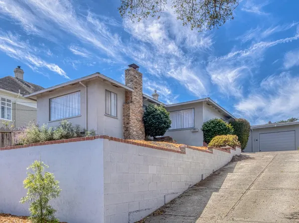 685 Pine St, Monterey, CA 93940