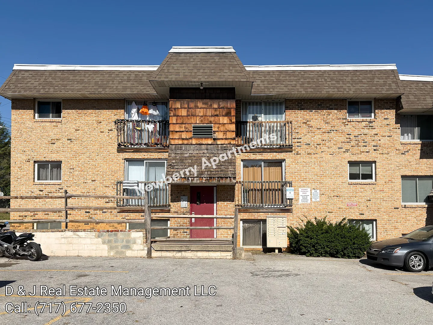 Newberry Apartments — Photo 3