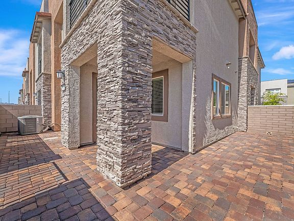 4th image of 894 Cadence View Way