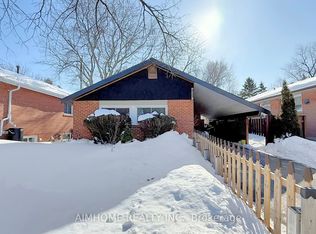 913 Brimorton Dr, Toronto, ON M1G2T8