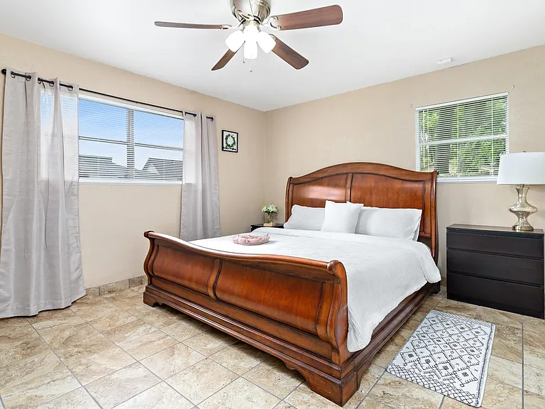 340 Maxwell Dr — Photo 16