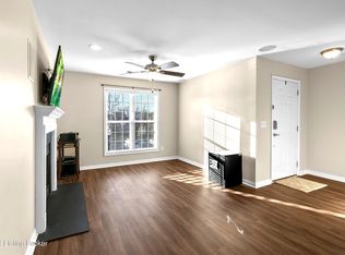 520 Jurich Ct, Simpsonville, KY