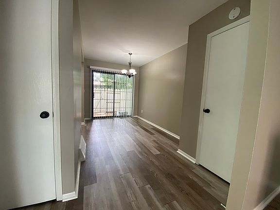 5th image of 5217 Brandy Oaks Ln APT 5217
