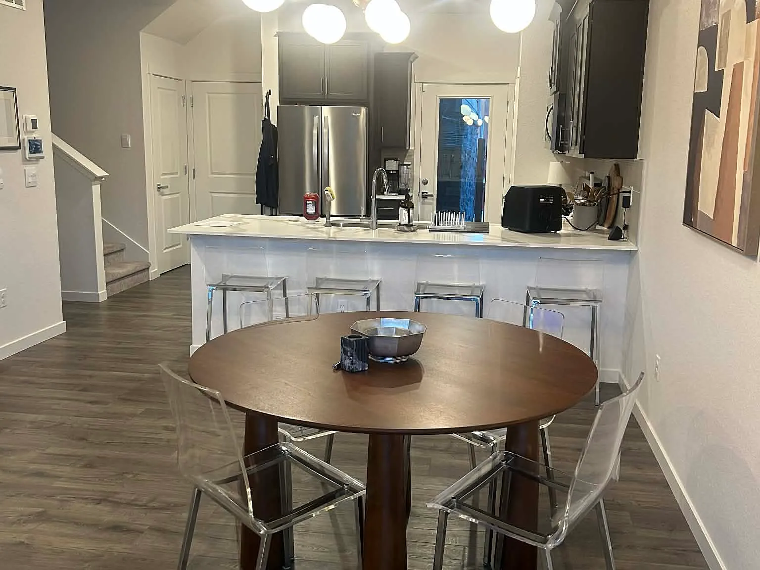1 bed, 1558 sqft, $1,300 — Photo 4