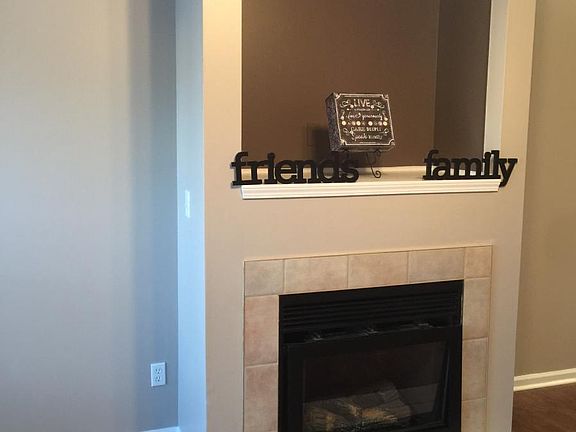 4th image of 3020 Caddis Ln
