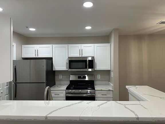 3rd image of 8091 Lacy Dr APT 104