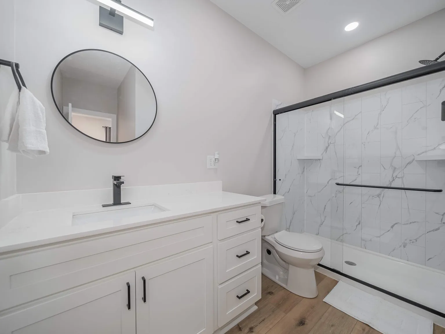3 bed, 1300 sqft, $1,499 — Photo 4