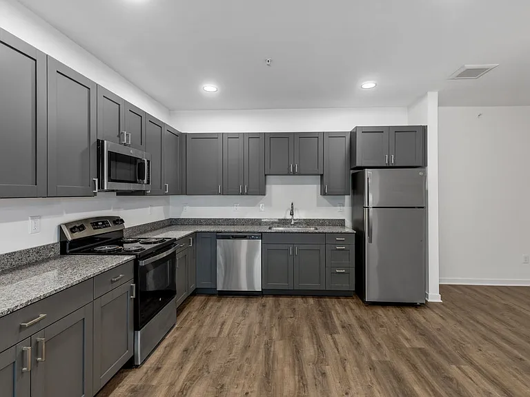 Huron Vista — Photo 30