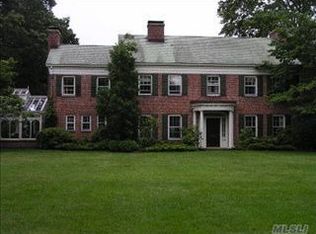 284 Beaver Dam Rd, Brookhaven, NY 11719