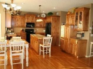 22117 W 58th St, Shawnee, KS 66226