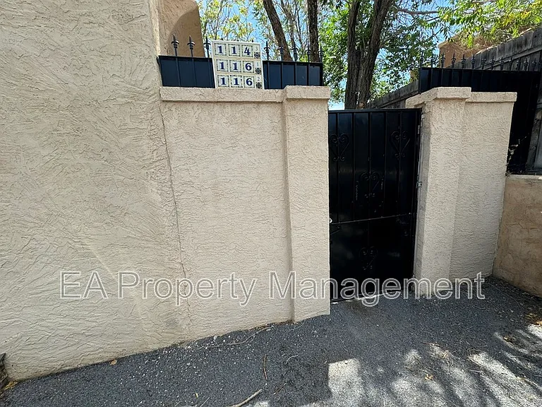 116 Maple St SE #2 — Photo 9