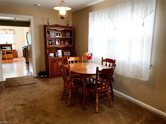 5th image of 4559 E 49th St
