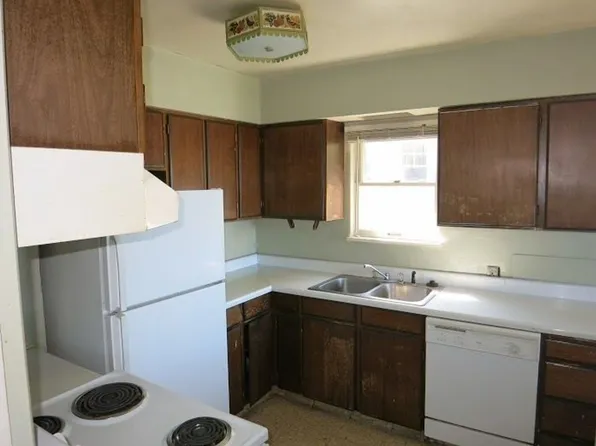 517 N Forest St, Bellingham, WA 98225