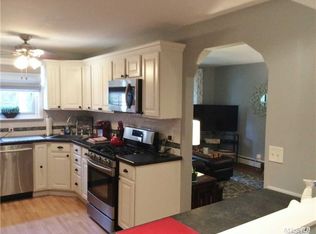 97 Fairharbor Dr, Patchogue, NY 11772