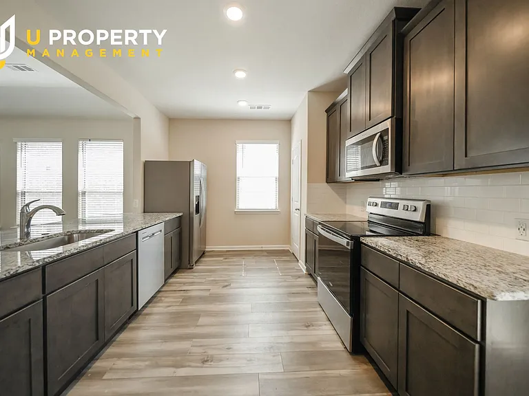 1817 Dahlia Way — Photo 11