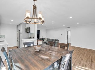 4140 Warner Blvd APT 208, Burbank, CA