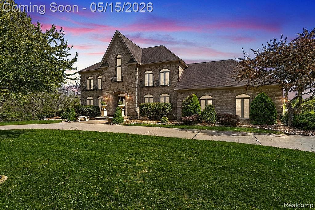7374 Fox Hill Ln, Northville, MI 48168 | MLS #20261034126 | Zillow