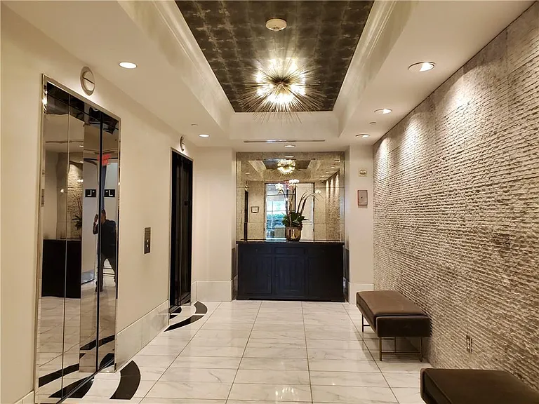 325 E Paces Ferry Rd NE #2104 — Photo 12