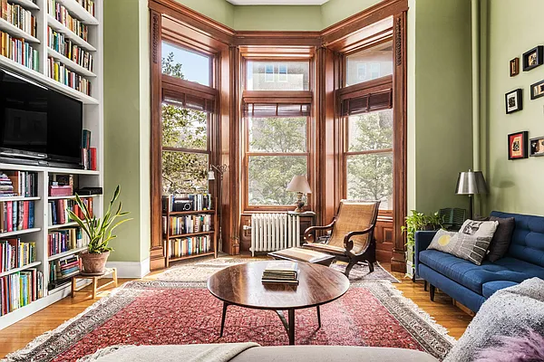 Sold by Compass | media 11