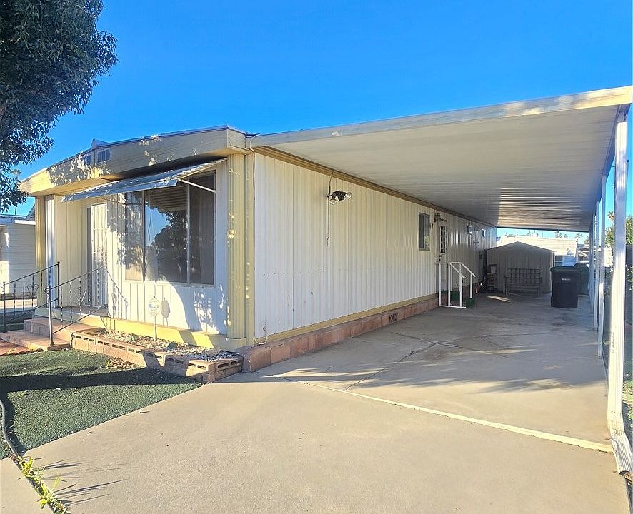 2nd image of 841 San Mateo Cir