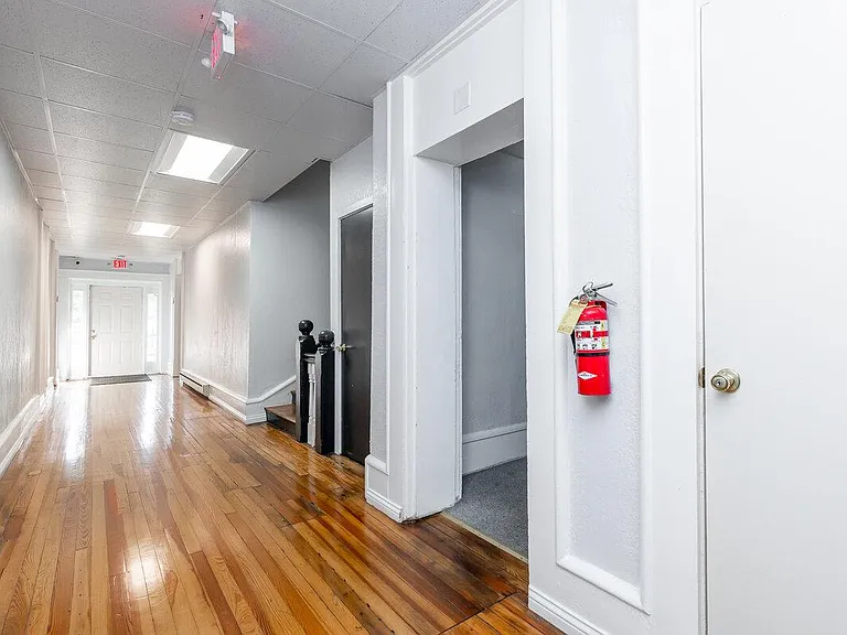 220 E Main St #9 — Photo 13