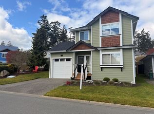 8 Newstead Cres, View Royal, BC V9B6L4