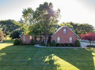 293 Bell Dr W, Winchester, TN 37398