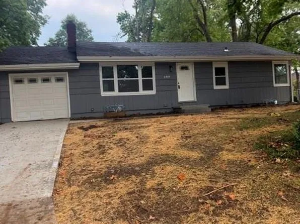 6809 W 72nd Ter, Overland Park, KS 66204
