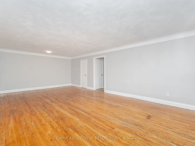 1031 Churchill Ave E #3 — Photo 11
