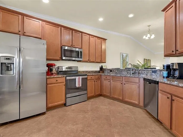 9528 Avellino Way #2526 — Photo 6