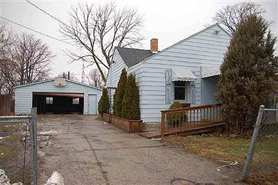 1st image of 1325 E Decamp St