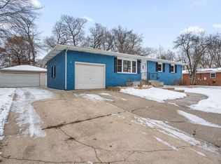 2331 Venus St, Portage, IN 46368